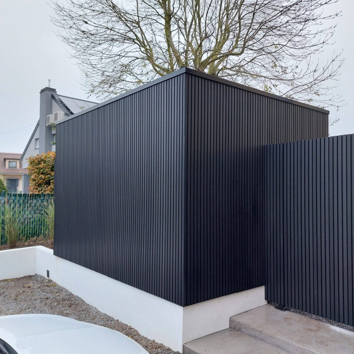 Zwarte gevelbekleding