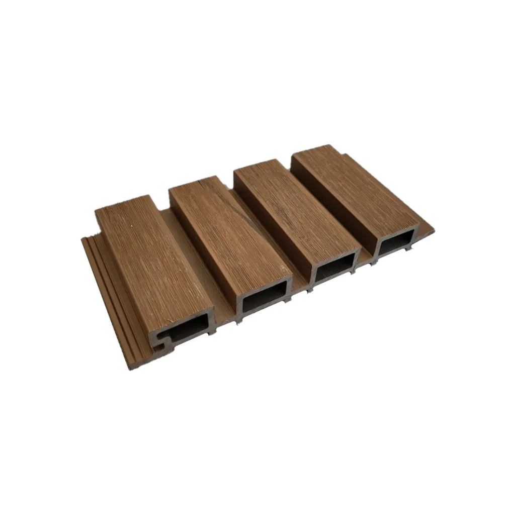 wandpanelen walnoot gevelbekleding composiet