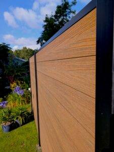 schutting teak