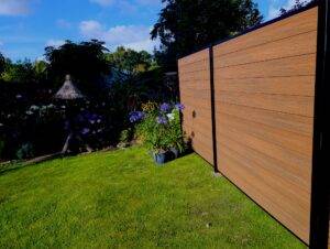 schutting teak